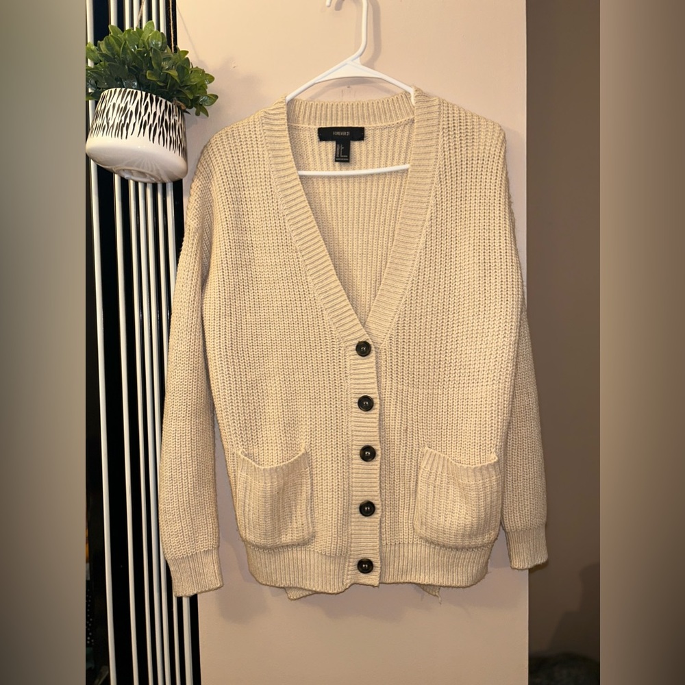 Beige cream knit cardigan